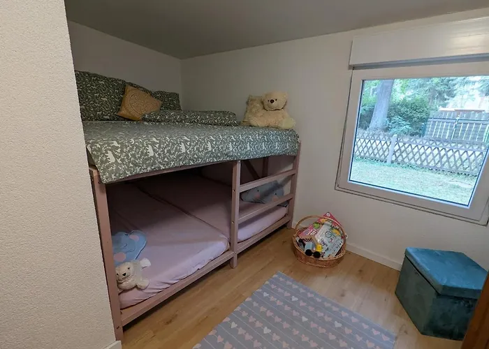 Modern With Direct Access And Fireplace Сasa de vacaciones