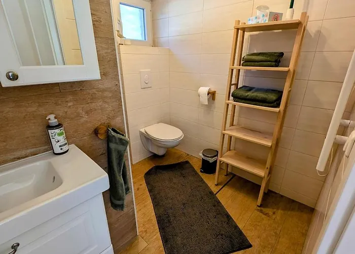 Сasa de vacaciones Modern With Direct Access And Fireplace